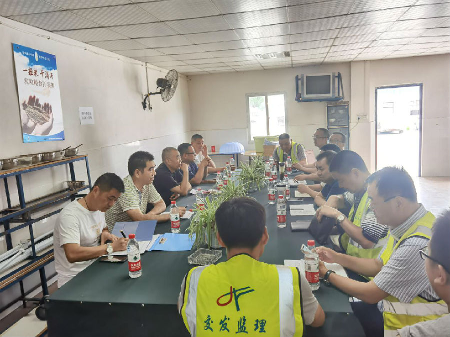 壓緊壓實(shí)安全責(zé)任 直奔問題督出實(shí)效4.jpg 9ddd52febee92462f4ebc72d9df9f405.jpg